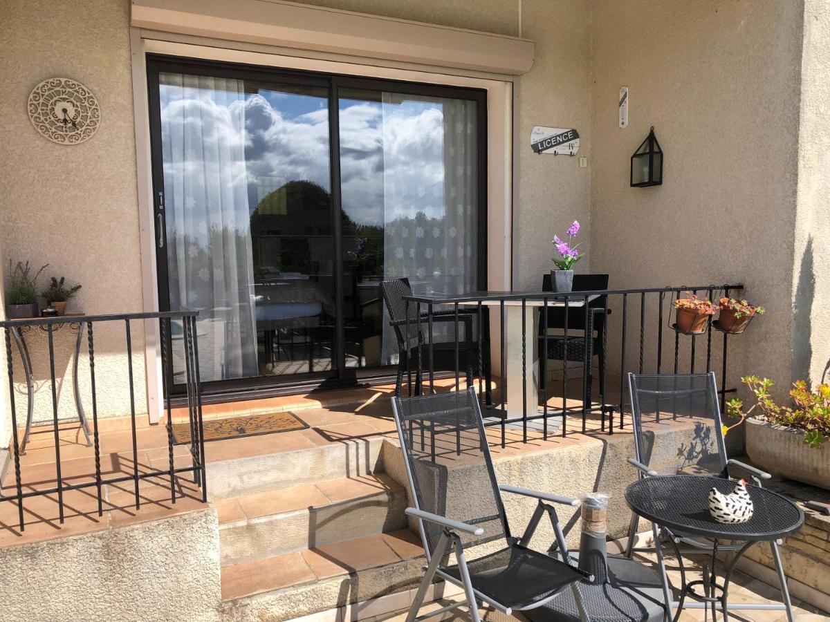 Oupia Marie Jean Chambre D'Hotes & Gite מראה חיצוני תמונה