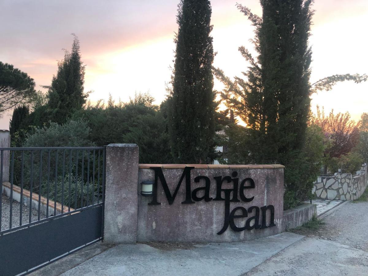 Oupia Marie Jean Chambre D'Hotes & Gite מראה חיצוני תמונה